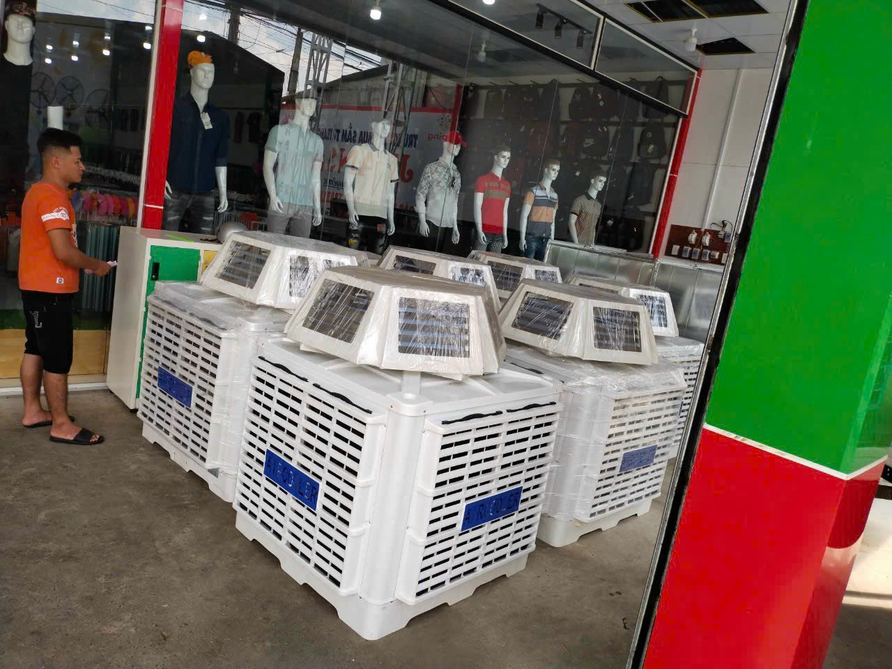 Lắp đặt hệ thống làm mát, máy hút công nghiệp 3